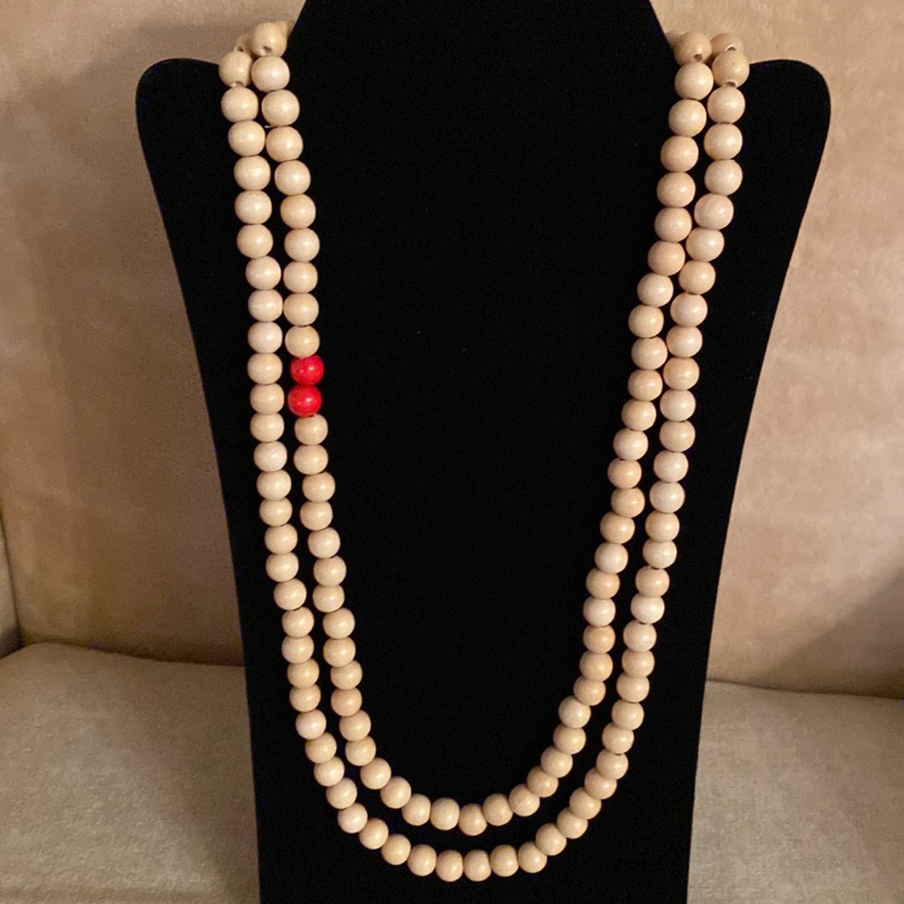 Long wood necklace